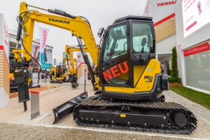 YANMAR-ViO82