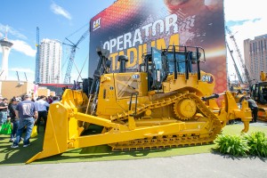 Caterpillar-D7 Bulldozer-2 lo res