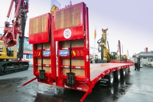 Felling Trailers-Air Bifold Ramp System 1 lo res