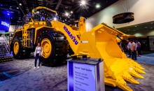 Komatsu launches the WA900‐8 wheeled loader